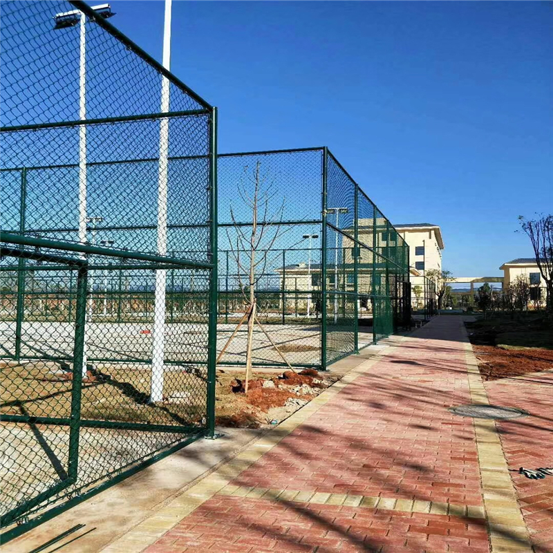 体育场护栏网的参数