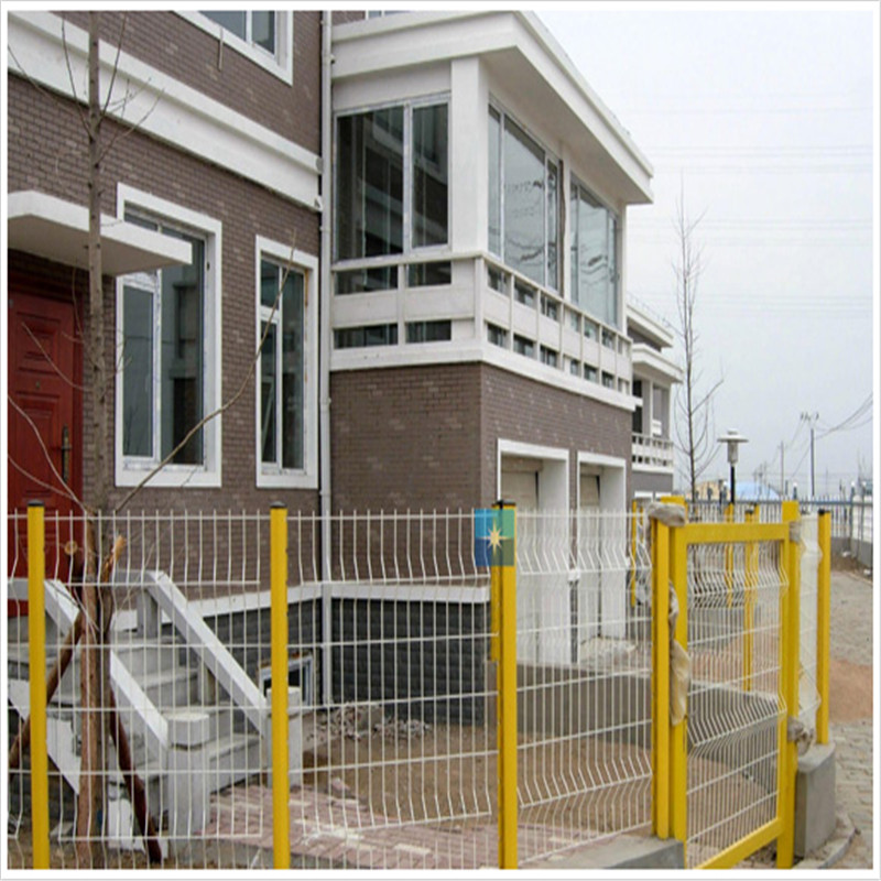 桃型柱护栏网 桃型防护网厂家